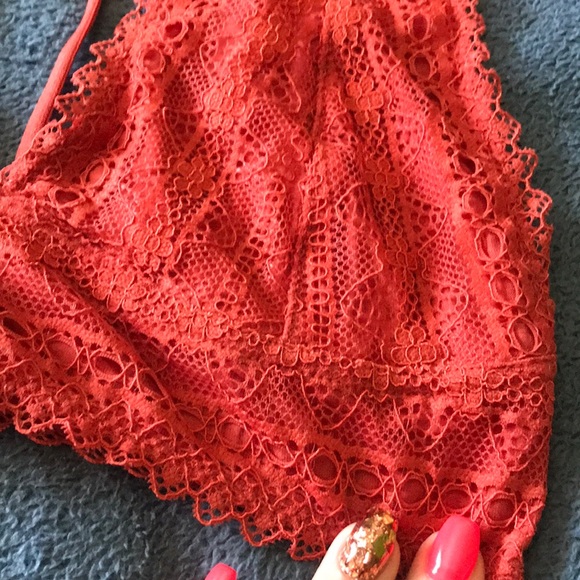 Bralette - Picture 3 of 3